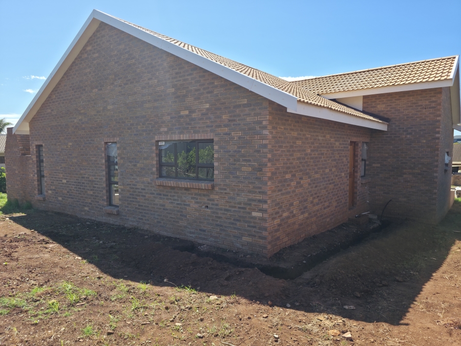 3 Bedroom Property for Sale in Wavecrest Eastern Cape